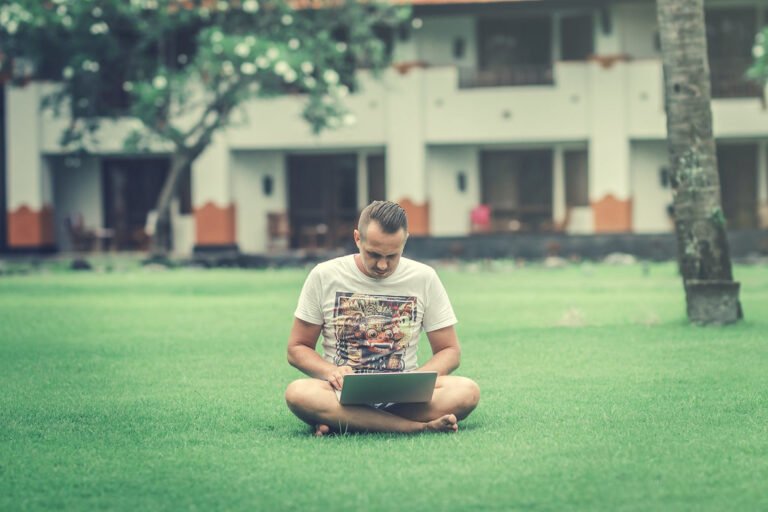 How to Actually Read a Product Review Before Trusting It