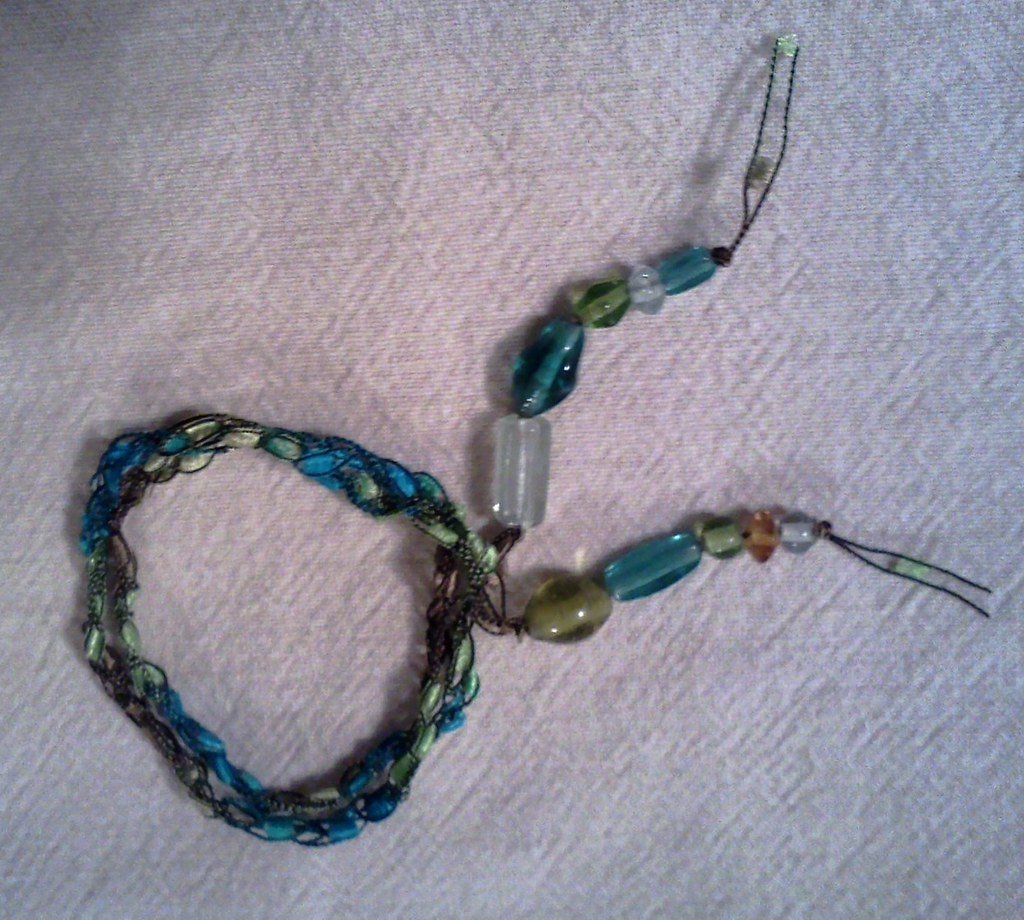 Permanent Jewelry (Welded Bracelets): What to Know Before Getting One