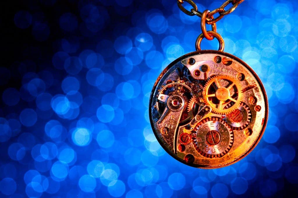 How to Spot Quality Fashion Jewelry vs. Fast-Fashion Costume Pieces