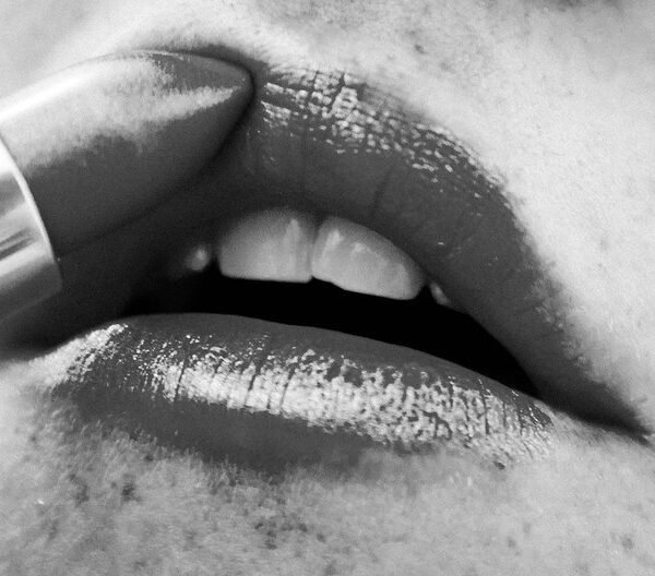 Tinted Lip Oil, Sheer Finish